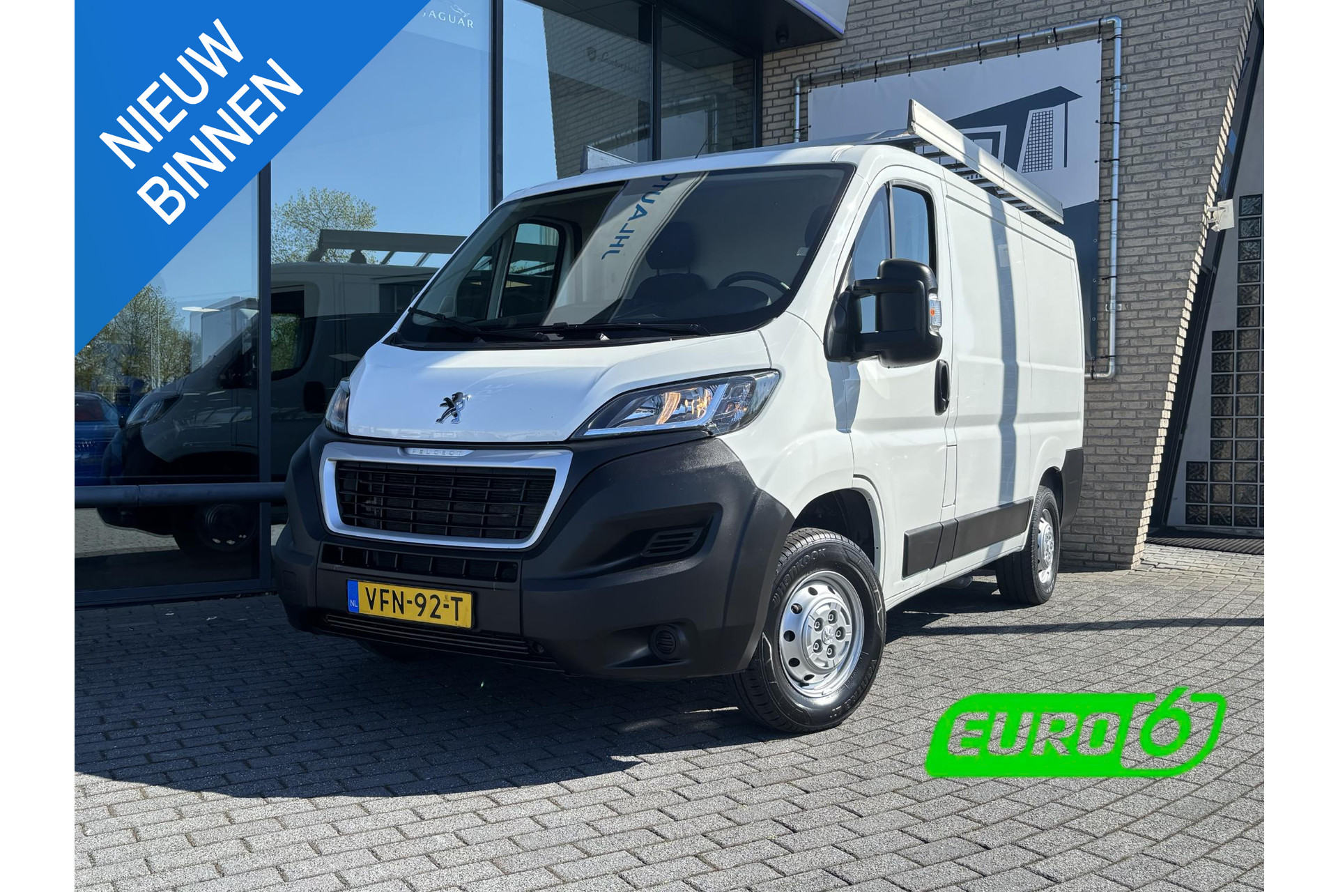 Peugeot Boxer 330 2.2 BlueHDi 120 L1H1